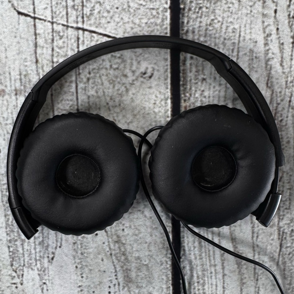 Sony MDR-ZX110NC Wired Noise Canceling On-Ear Headphones Black Tested - Picture 2 of 6